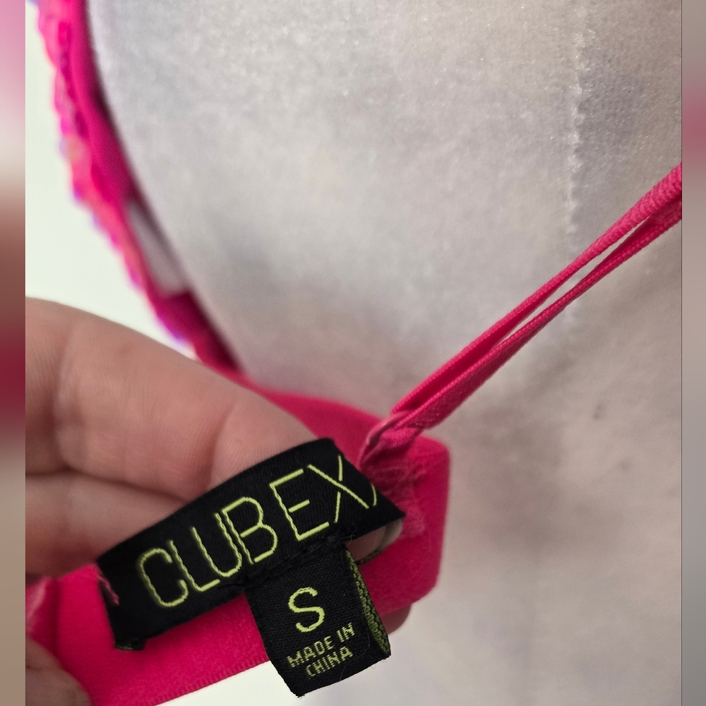 Dolls Kill - Club Exx - Hot Pink Pixie Playroom Sequin Bra - Picture 4 of 5